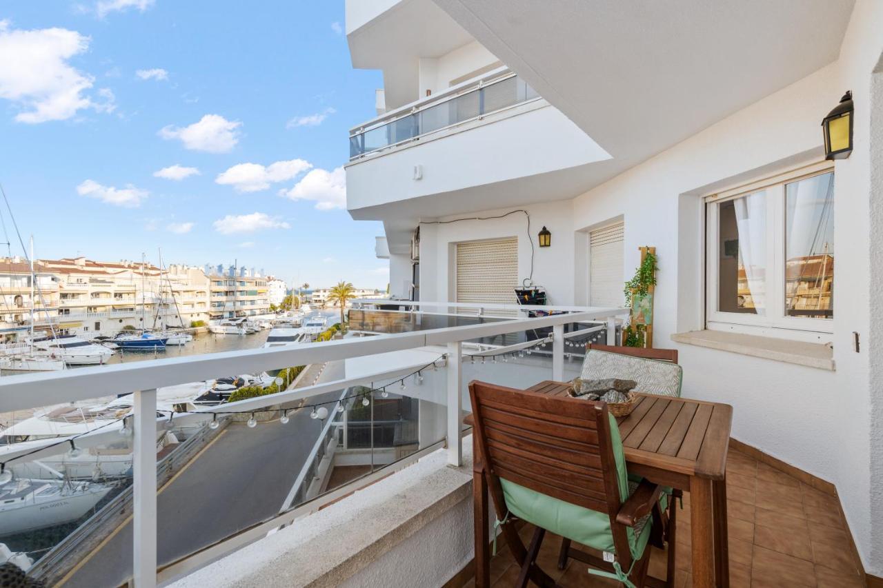 Welcs Apartamento 055 Emp Con Terraza Y Vistas Al Canal Эмпуриабрава Экстерьер фото